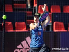 Cómo golpear la volea alta de revés Foto de World Padel Tour - la volea alta de revés
