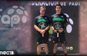 La federación andaluza de pádel presenta sus nuevas equipaciones La federación andaluza de pádel presenta sus nuevas equipaciones