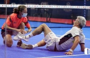 Jugar contra un rival lesionado en pádel