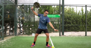 El saque en pádel