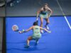 Quién debería ir a por la bola del medio en el fondo de la pista