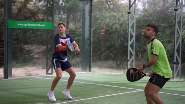 Claves para elegir el lado de juego en pádel Claves para elegir el lado de juego en pádel
