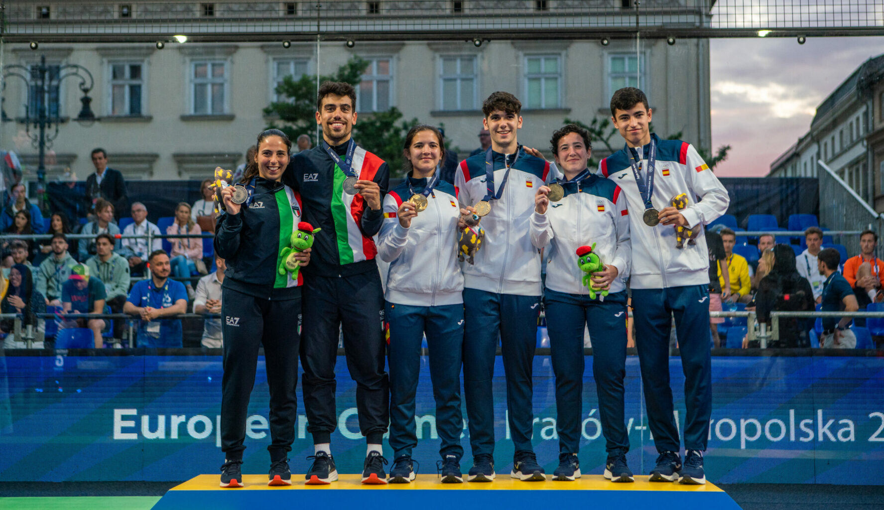 Daniel Santigosa y Noa Cánovas ganan el oro en categoría mixta