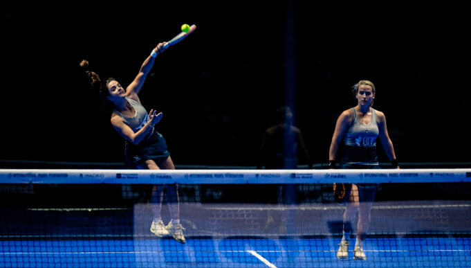 Las favoritas alcanzan las semifinales del Madrid Premier Padel P1