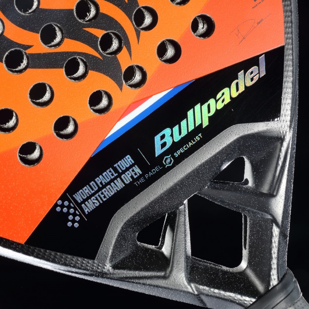VERTEX 04