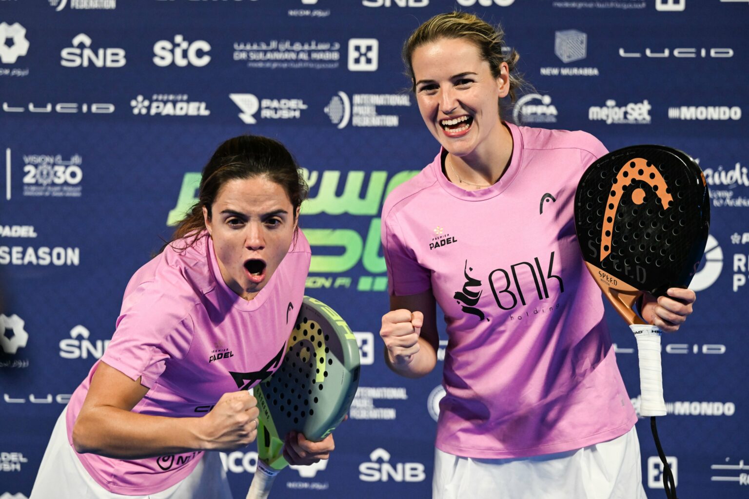 Alejandra Salazar y Tamara Icardo desafían a las nº1 en las semifinales