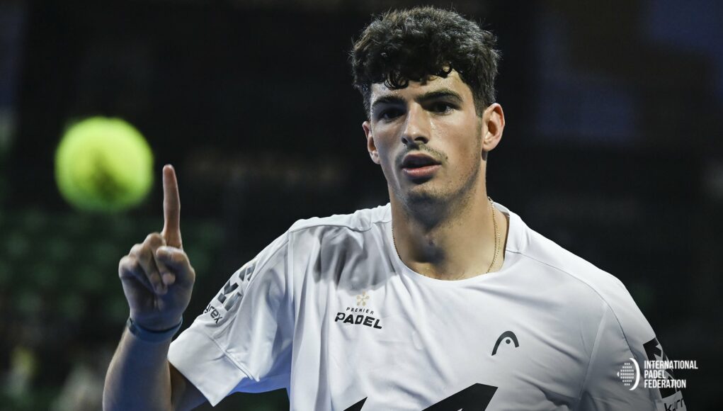 Arturo Coello recupera el número uno del ranking FIP