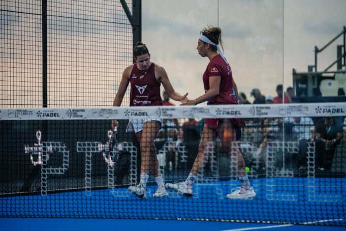 Delfi Brea y Bea González ya tienen su primer título de la temporada Delfi Brea y Bea González ya tienen su primer título de la temporada