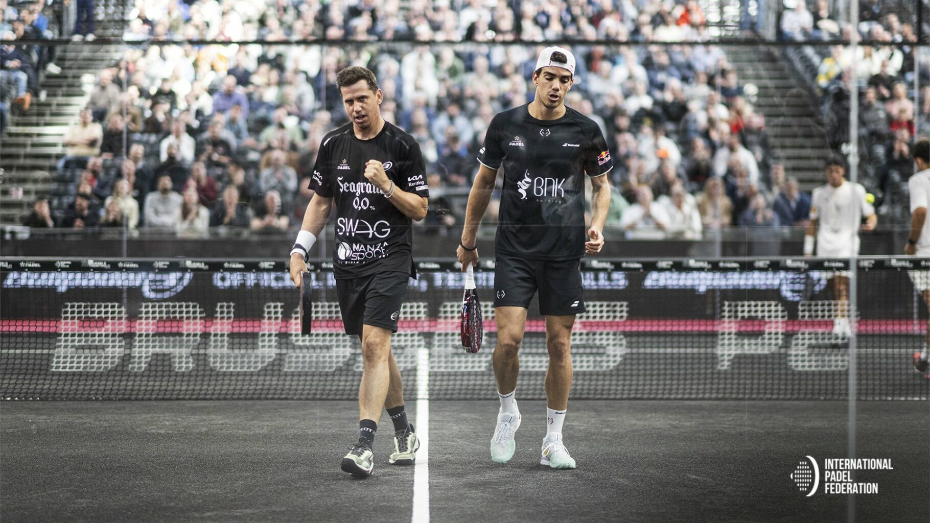Coki Nieto y Jon Sanz despiden de Bruselas a Paquito Navarro y Juan Lebrón