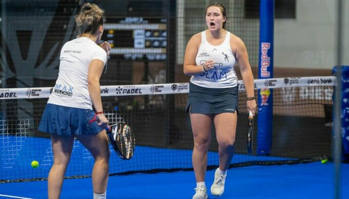 Nuria y Laia Rodríguez dan la sorpresa en Chile al eliminar a Delfi Brea y Bea González Nuria y Laia Rodríguez dan la sorpresa en Chile al eliminar a Delfi Brea y Bea González