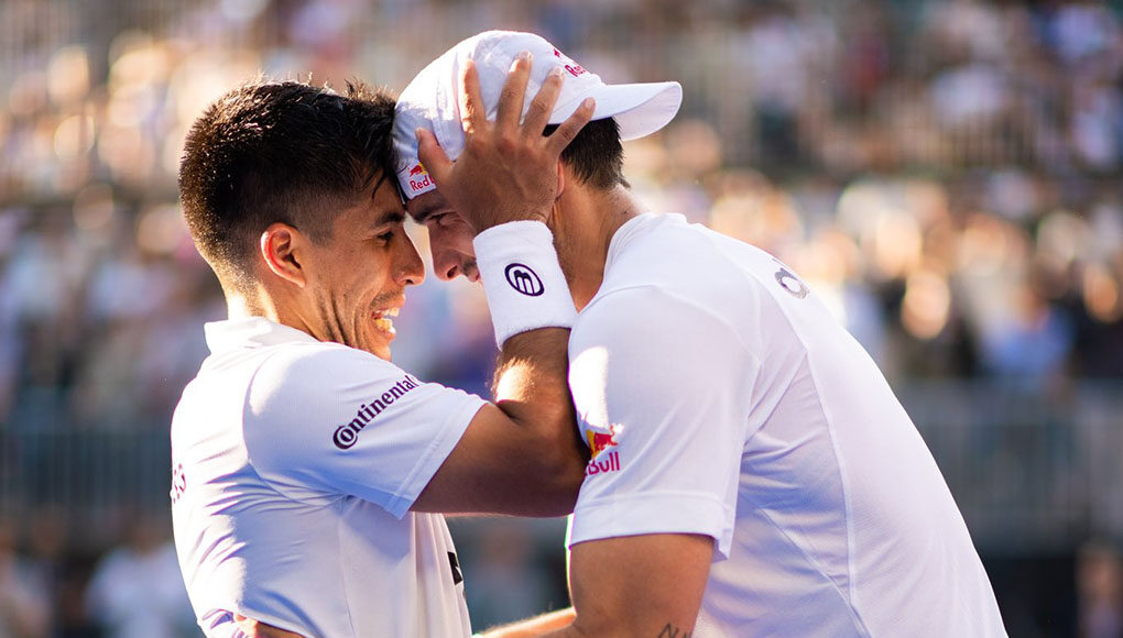 fedealecampeonessv Ale Galán y Fede Chingotto siguen en racha y ganan su segundo título