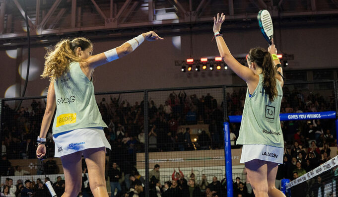 Claudia Fernández y Gemma Triay vencen a las nº1 y se meten en la final del P2 de Asunción