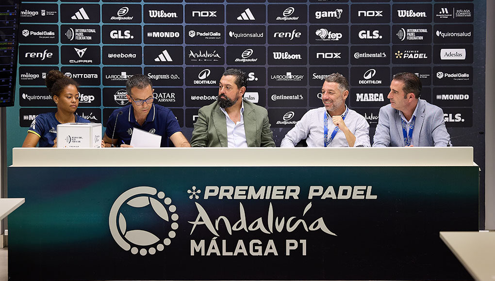 cruces del Málaga Premier Padel P1
