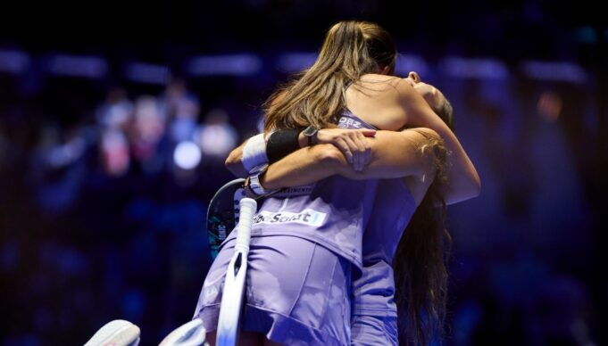Claudia Fernández y Gemma Triay remontan a las nº1 para disputar en Madrid su séptima final