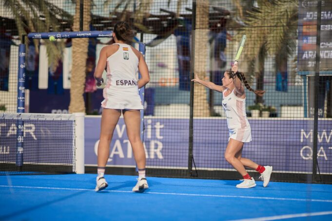 España, Argentina, Italia y Francia acaban primeras de sus grupos en la categoría femenina del Mundial de Pádel de Qatar 2024