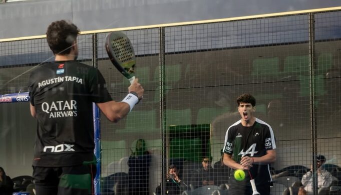 Agustín Tapia y Arturo Coello arrancan la temporada con el título en Riad Agustín Tapia y Arturo Coello arrancan la temporada con el título en Riad