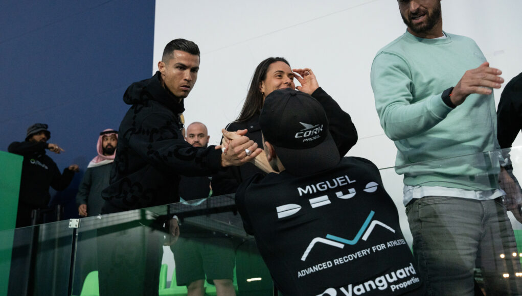 Cristiano Ronaldo, Miguel Deus Cristiano Ronaldo sigue apoyando a Premier Padel: retransmitirá en directo las finales del Riyadh Season Premier Padel P1 en su canal oficial de Youtube