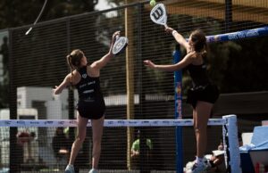 Sofía Saiz y Marina Lobo eliminan a la pareja número diez en la primera jornada del Santiago Premier Padel P1 Sofía Saiz y Marina Lobo eliminan a la pareja número diez en la primera jornada del Santiago Premier Padel P1