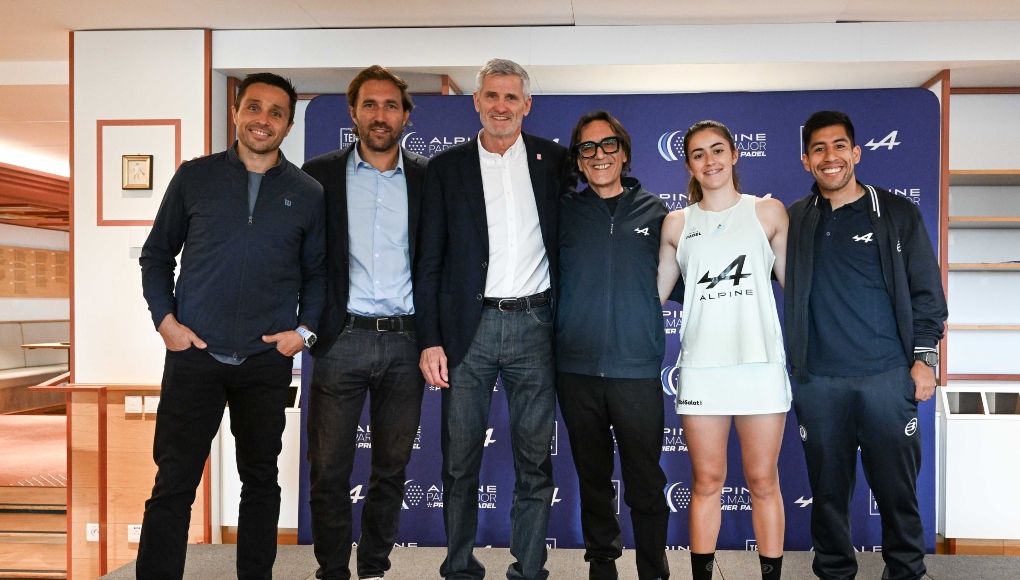 GoKOGrQWMAAwIn5 Paris Major de Premier Padel