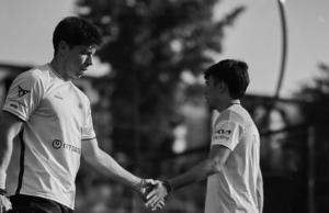 Juan Tello y Tino Libaak cierran su etapa juntos tras caer a las primeras de cambio en el Major de Qatar Juan Tello y Tino Libaak cierran su etapa juntos tras caer a las primeras de cambio en el Major de Qatar