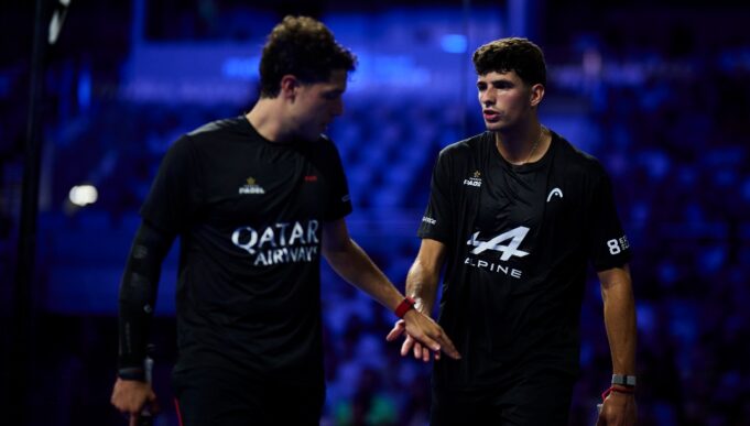Arturo Coello y Agustín Tapia serán los rivales de Chingalán en la final de Málaga Arturo Coello y Agustín Tapia serán los rivales de Chingalán en la final de Málaga