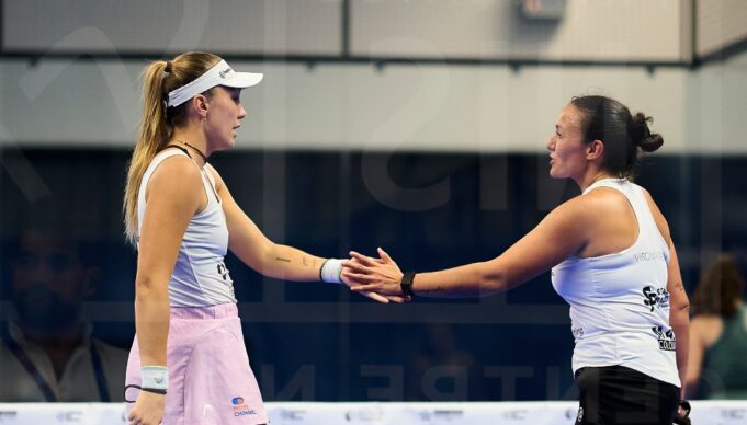 Martina Calvo y Ale Salazar caen en los octavos de final del Major de París ante Ksenia Sharifova y Virginia Riera Martina Calvo y Ale Salazar caen en los octavos de final del Major de París ante Ksenia Sharifova y Virginia Riera