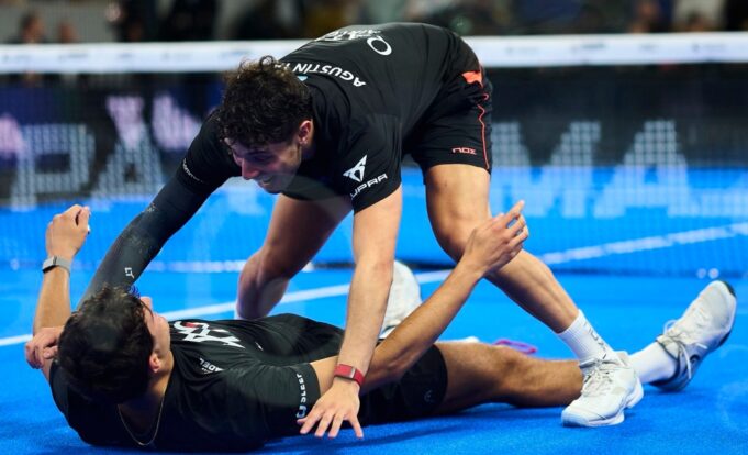 Tercer título consecutivo de Arturo Coello y Agustín Tapia en París Tercer título consecutivo de Arturo Coello y Agustín Tapia en París
