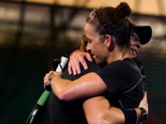 Las ocho parejas cabezas de serie firman su pase a los cuartos de final en Milán en una jornada en la que se despiden como pareja Lucía Sainz y Patty Llaguno Las ocho parejas cabezas de serie firman su pase a los cuartos de final en Milán en una jornada en la que se despiden como pareja Lucía Sainz y Patty Llaguno