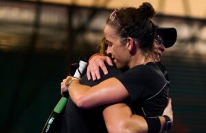 Las ocho parejas cabezas de serie firman su pase a los cuartos de final en Milán en una jornada en la que se despiden como pareja Lucía Sainz y Patty Llaguno Las ocho parejas cabezas de serie firman su pase a los cuartos de final en Milán en una jornada en la que se despiden como pareja Lucía Sainz y Patty Llaguno