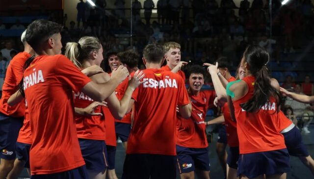 La selección masculina de España vence a Argentina y se proclama campeona del FIP Junior World Cup Costa Daurada Reus 2025 La selección masculina de España vence a Argentina y se proclama campeona del FIP Junior World Cup Costa Daurada Reus 2025