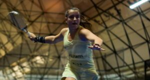 Del Osasuna a la pala, la joven promesa Martina Calvo no se detiene: “Jugaba al fútbol, pero el pádel me conquistó"