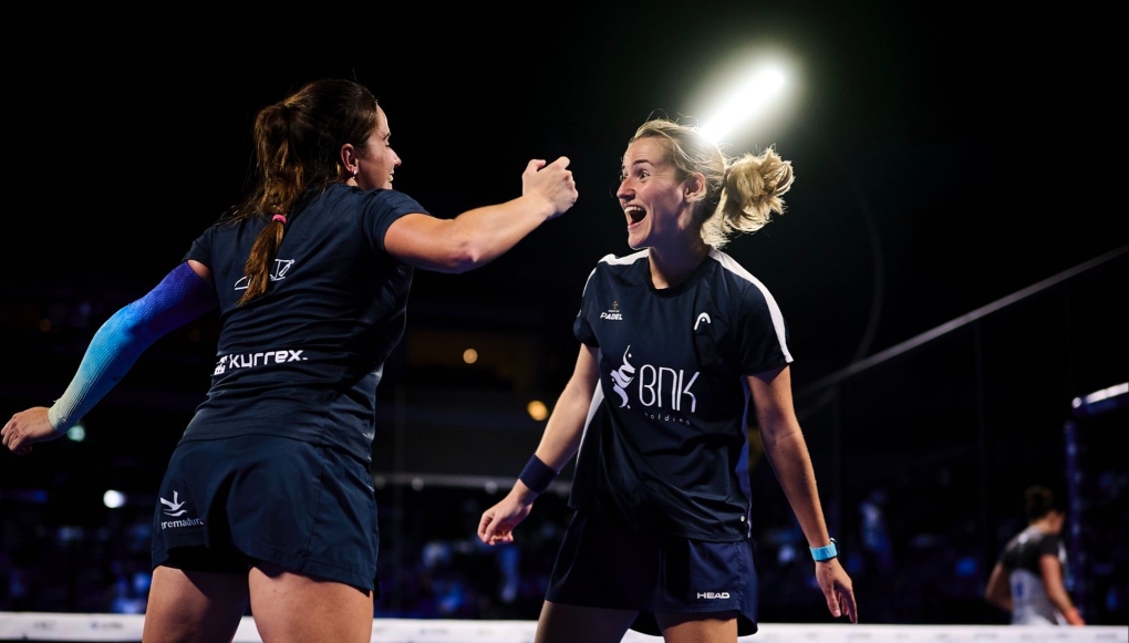 G5UrYfqXcAEfja5 (1) Ari Sánchez y Paula Josemaría vencen a las número uno y son las campeonas mundiales por parejas