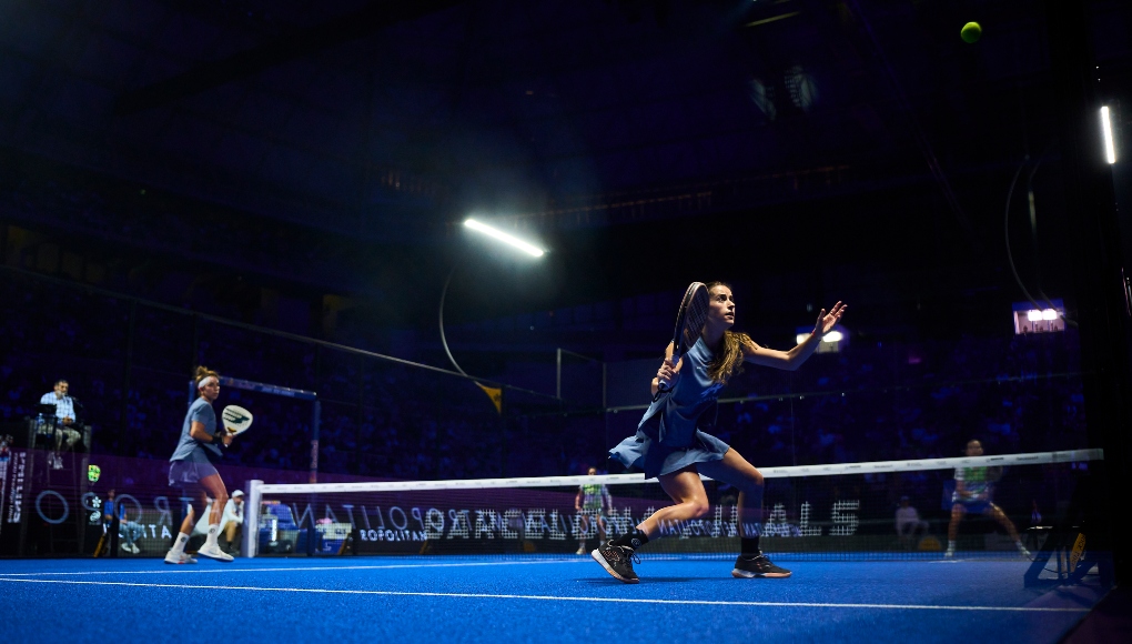 , Foto: Mariano Castro Bea González y Claudia Fernández vencen a las número dos y se enfrentarán a Delfi Brea y Gemma Triay en la final de las Premier Padel Finals 2025