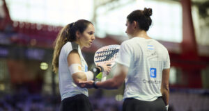 Cómo mejorar como pareja de pádel: guía completa para jugar mejor en equipo