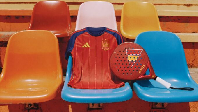 adidas padel lanza una colección de palas de pádel inspirada en el World Cup 2026 adidas padel lanza una colección de palas de pádel inspirada en el World Cup 2026