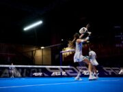 Cómo defender el remate del rival en pádel: posición correcta y claves para no perder el punto Cómo defender el remate del rival en pádel: posición correcta y claves para no perder el punto