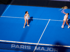 Por qué es importante saber jugar en ambos lados de la pista de pádel Por qué es importante saber jugar en ambos lados de la pista de pádel