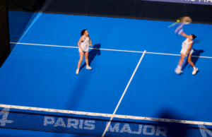 Por qué es importante saber jugar en ambos lados de la pista de pádel Por qué es importante saber jugar en ambos lados de la pista de pádel