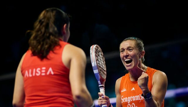 Marta Ortega y Martina Calvo tumban a Paula Josemaría y Bea González y revolucionan las semifinales del Valencia P1