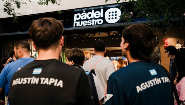 Padel Nuestro abre una flagship de 300 m² en el centro de Barcelona con Agustín Tapia como gran protagonista Padel Nuestro abre una flagship de 300 m² en el centro de Barcelona con Agustín Tapia como gran protagonista