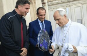 Luigi Carraro y Paquito Navarro recibidos por el Papa León XIV durante el Bnl Italy Major Premier Padel Luigi Carraro y Paquito Navarro recibidos por el Papa León XIV durante el Bnl Italy Major Premier Padel