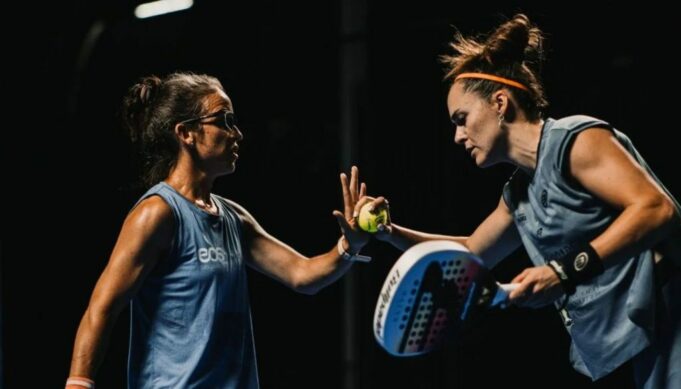Carolina Orsi y Patty Llaguno dan la campanada y alcanzan las semifinales del FIP Platinum de Paredes