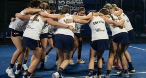 España firma el pleno y jugará las semifinales del FIP Junior Euro Padel Cup 2026 ante Suecia e Italia