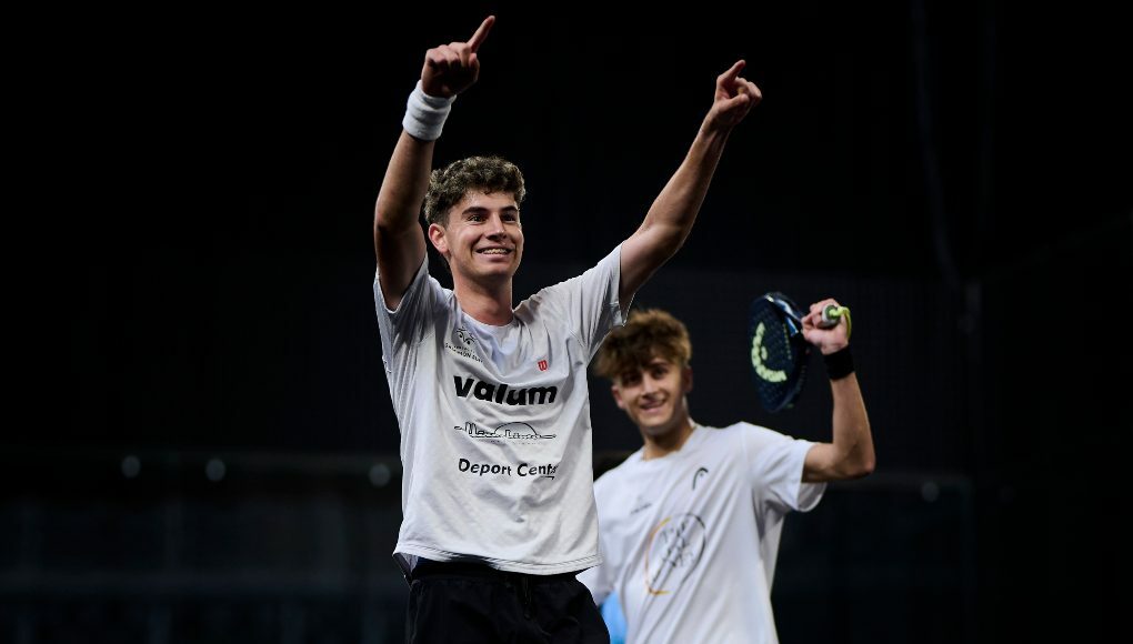 LONDON P1 / Photo: @silvestreszpylma / Premier Padel Curro Cabeza y Mariano González se cuelan en los cuartos de final del London Premier Padel P1
